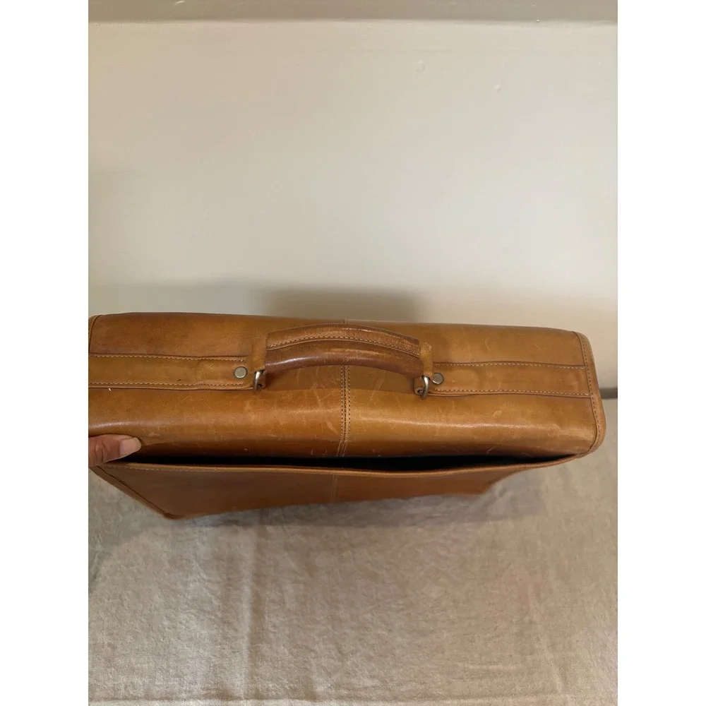 Vintage Tan Rich Leather Briefcase Bag PORT Incorporated Timeless, Academia
